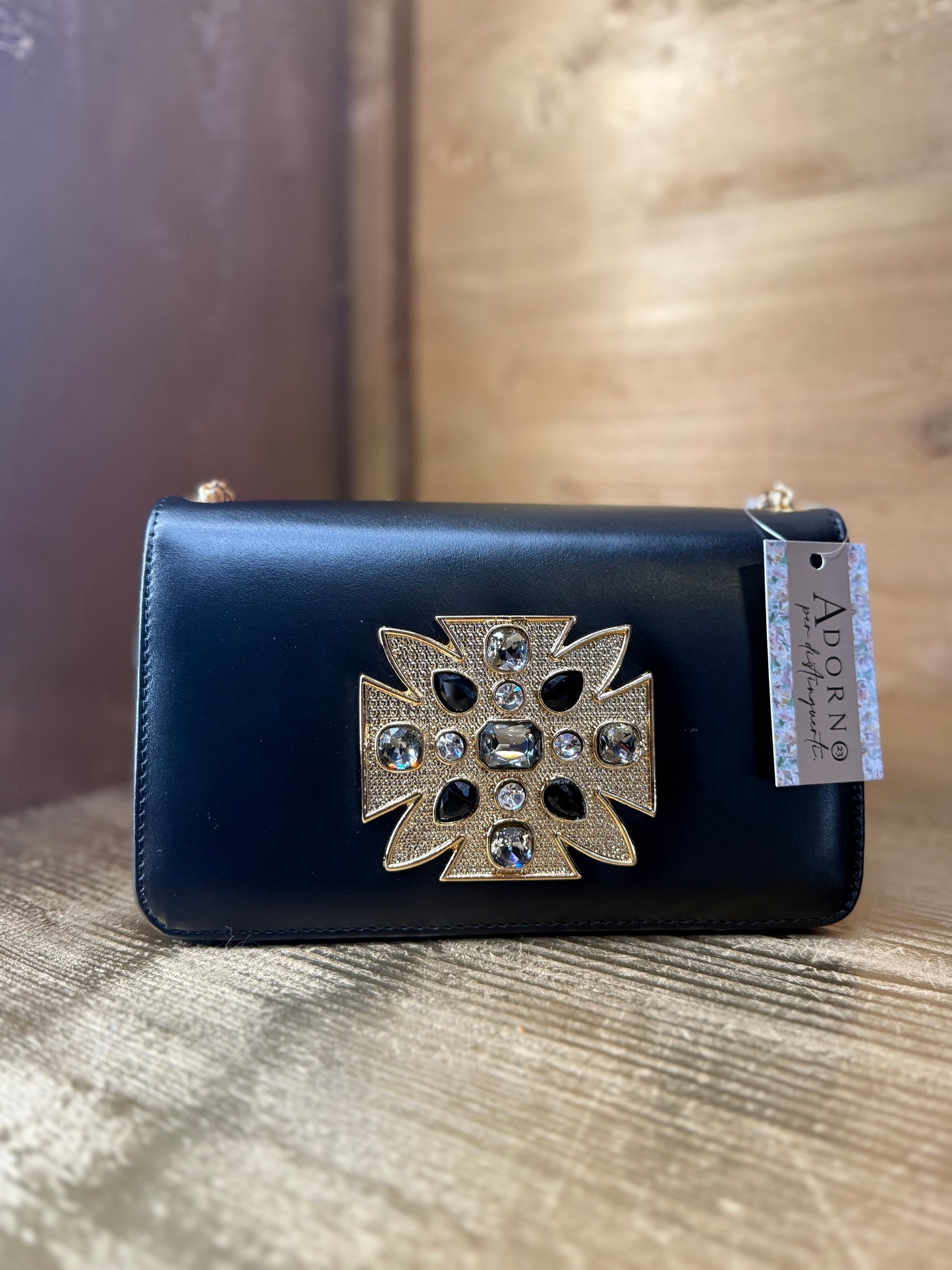 Design e artigianato: Borse artigianali in vera pelle pieno fiore con inserti in cristalli Swarovski